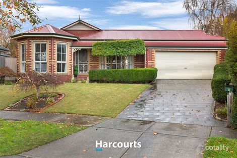 Property photo of 9 Maralee Court Berwick VIC 3806