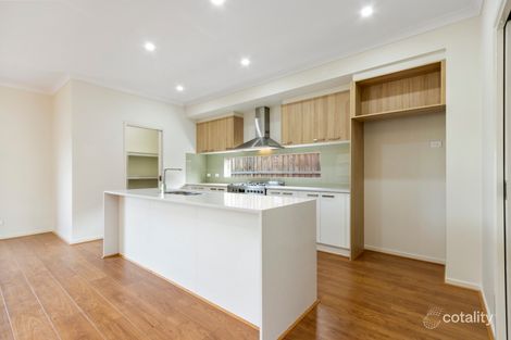 Property photo of 17 Karawarra Circuit Cranbourne North VIC 3977