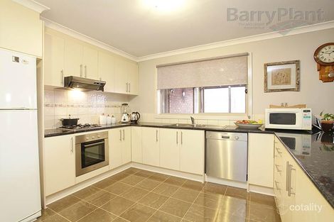 Property photo of 7 Lanata Way Brookfield VIC 3338