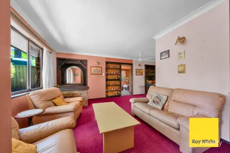 Property photo of 107 Avoca Drive Green Point NSW 2251