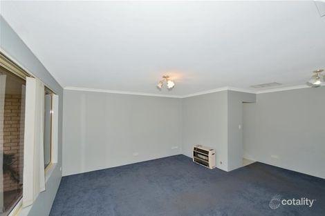 Property photo of 4 Lakes Close South Yunderup WA 6208
