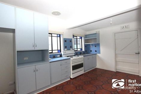 Property photo of 66 Millawa Avenue St Albans VIC 3021