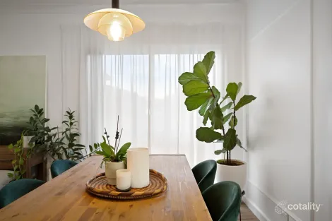 Property photo of 21 Hodgkinson Crescent Panania NSW 2213