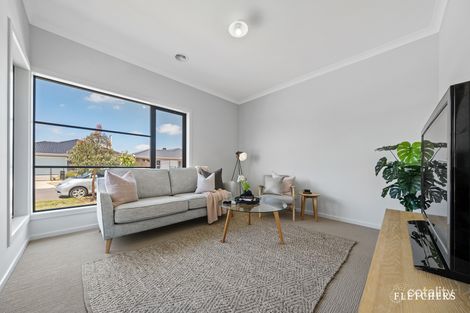 Property photo of 54 Lionsgate Crescent Tarneit VIC 3029