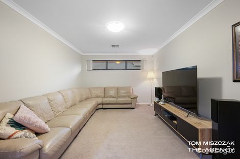 Property photo of 4 Coogee Road Lake Coogee WA 6166