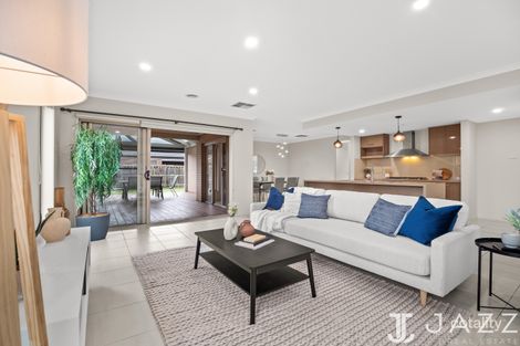 Property photo of 20 Geraldton Road Point Cook VIC 3030