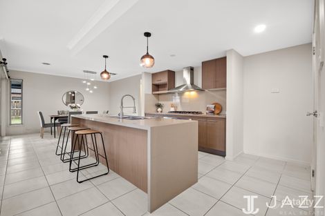 Property photo of 20 Geraldton Road Point Cook VIC 3030