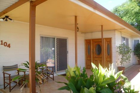 104 East St, Pioneer, QLD 4825