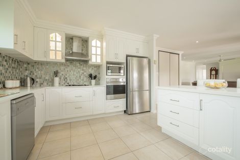 Property photo of 89 Penda Avenue New Auckland QLD 4680