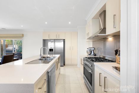 Property photo of 3 Stonebridge Rise Epping VIC 3076