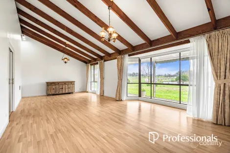 Property photo of 4 Tarrawarra Road Coldstream VIC 3770