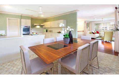 Property photo of 27 Fallbrook Street Kenmore QLD 4069