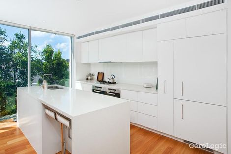 Property photo of 2/70 Bradleys Head Road Mosman NSW 2088