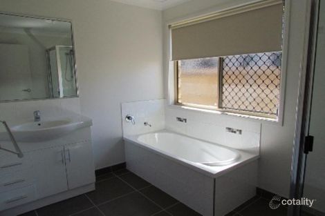 Property photo of 76 Canecutters Drive Ooralea QLD 4740