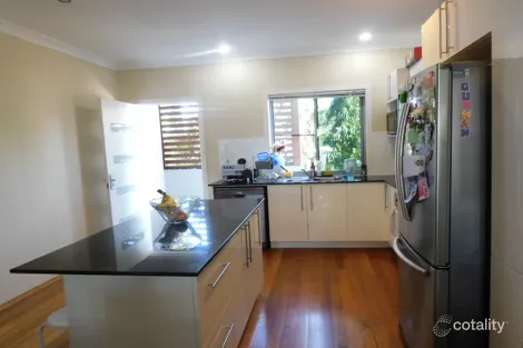 Property photo of 2/104 Goldsmith Street South Mackay QLD 4740