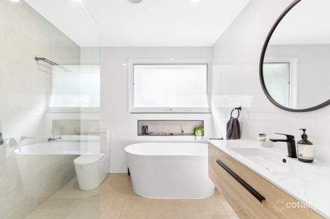 Property photo of 138 Taylors Lane Rowville VIC 3178