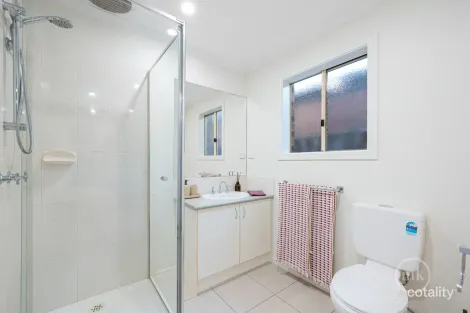 Property photo of 29 Beltons Way Doreen VIC 3754