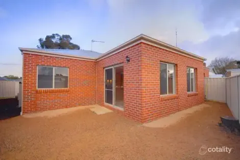 Property photo of 902A Gregory Street Wendouree VIC 3355