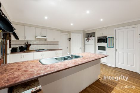 Property photo of 12 Rosella Crescent Healesville VIC 3777