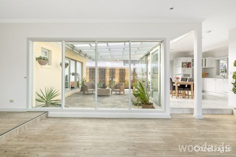 Property photo of 121 Christmas Street Northcote VIC 3070