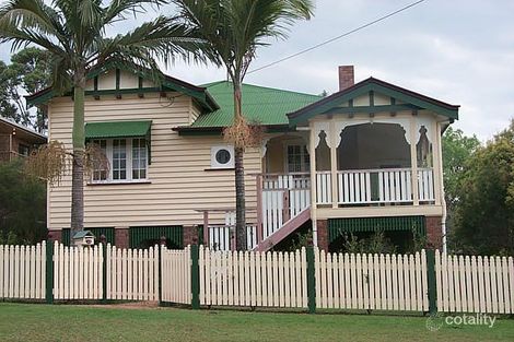 23 Rolle St, Holland Park West, QLD 4121