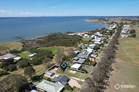 Property photo of 133 Bay Road Eagle Point VIC 3878