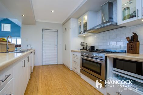 Property photo of 63 Hutt Drive Dalyellup WA 6230