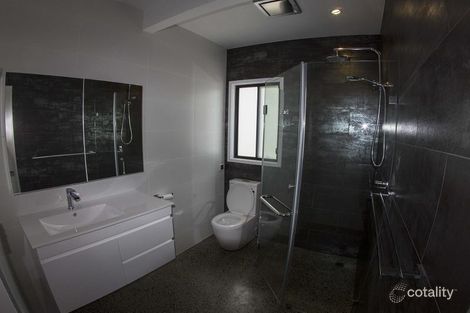 Property photo of 14 Nalkari Avenue Wyoming NSW 2250