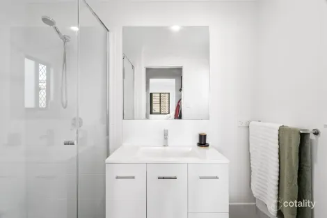 Property photo of 114 Dysart Drive Holmview QLD 4207