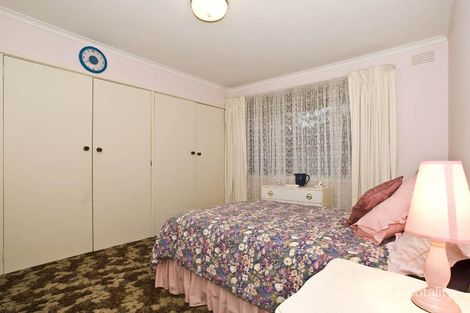 Property photo of 5 Glenn Crescent Bundoora VIC 3083