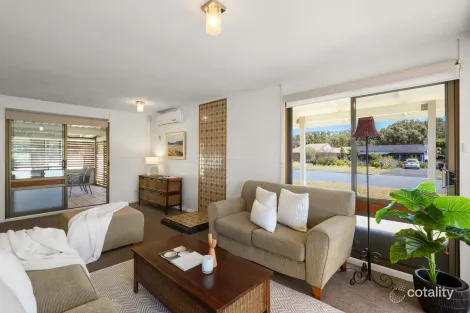 Property photo of 54 Fairlands Road Mallabula NSW 2319