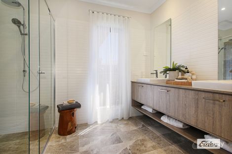 Property photo of 28 Canon Street Leneva VIC 3691