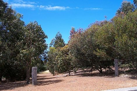 6 Otranto Cl, Eagle Bay, WA 6281