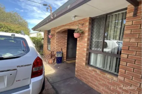 Property photo of 18 Wakehurst Place Kelmscott WA 6111