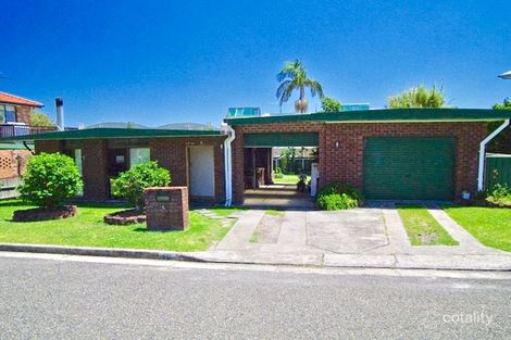 Property photo of 19 Hodgson Street Crescent Head NSW 2440