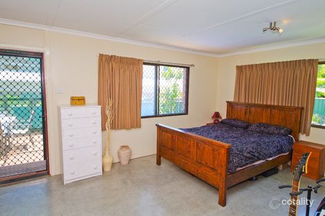 Property photo of 19 Hodgson Street Crescent Head NSW 2440