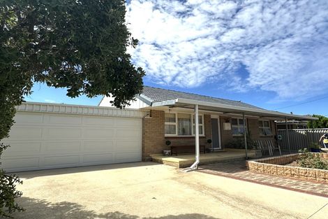 20 Albert St, Geraldton, WA 6530