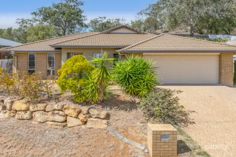 Property photo of 2 Mountain View Drive Oakey QLD 4401