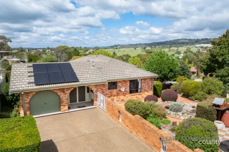 15 Thomas Cl, South Bathurst, NSW 2795