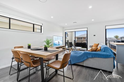 Property photo of 9B Watervale Avenue Catherine Field NSW 2557