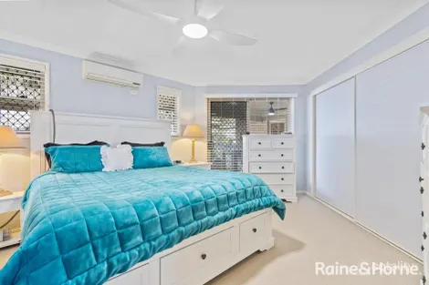 Property photo of 22 Spinnaker Circuit Redland Bay QLD 4165
