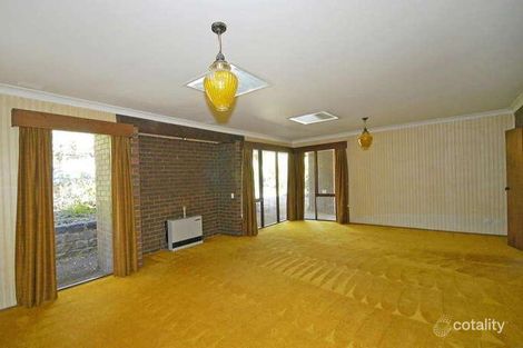Property photo of 13 Heatherlea Drive Wheelers Hill VIC 3150