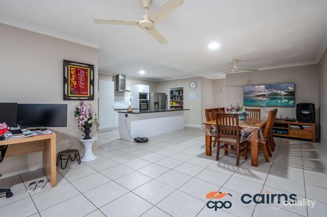 Property photo of 16 Shelbourne Street Bentley Park QLD 4869