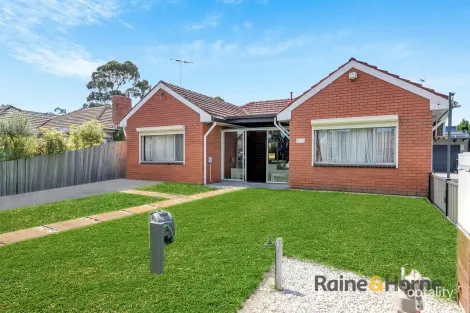 1/4 Dickinson St, Hadfield, VIC 3046