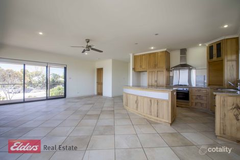 Property photo of 2 Howard Street Streaky Bay SA 5680