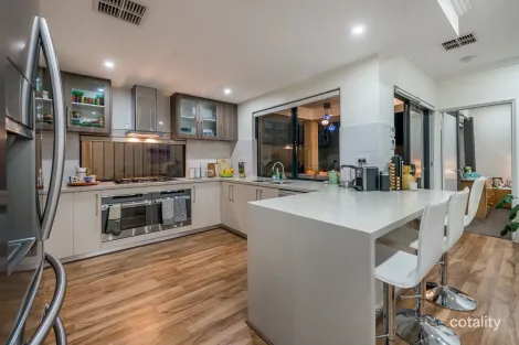 Property photo of 13 Orr Place Stirling WA 6021
