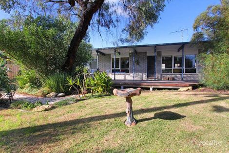 8 Devon Ct, Rosebud, VIC 3939