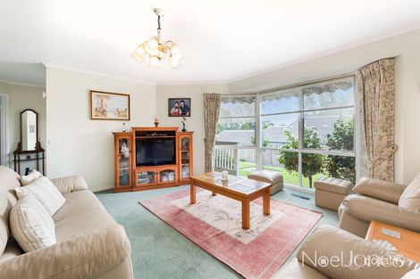 Property photo of 12 Nillumbik Square Diamond Creek VIC 3089