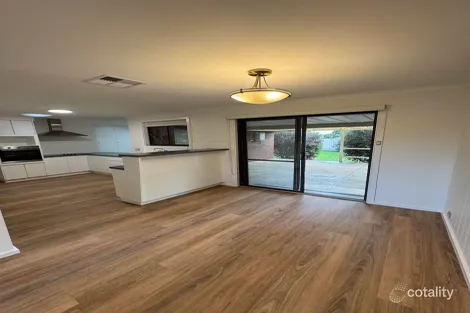 Property photo of 48 Brougham Drive Valley View SA 5093