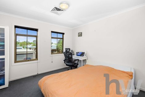 Property photo of 10 College Court Newtown VIC 3220
